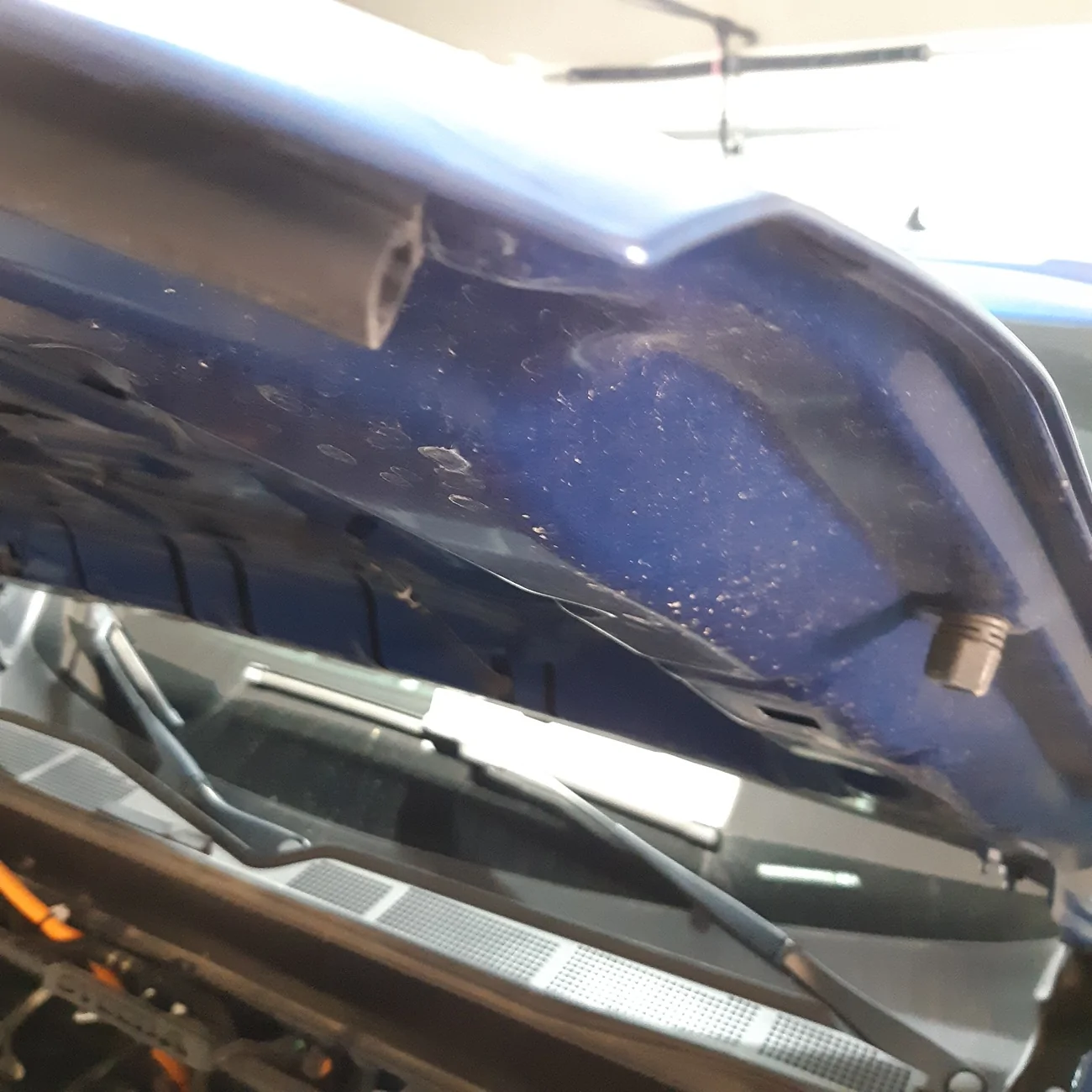 Ford Maverick Hood prop too short 20260313_095401