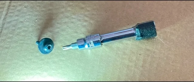 Ford Maverick First oil change - tools / tips? IMG_0703