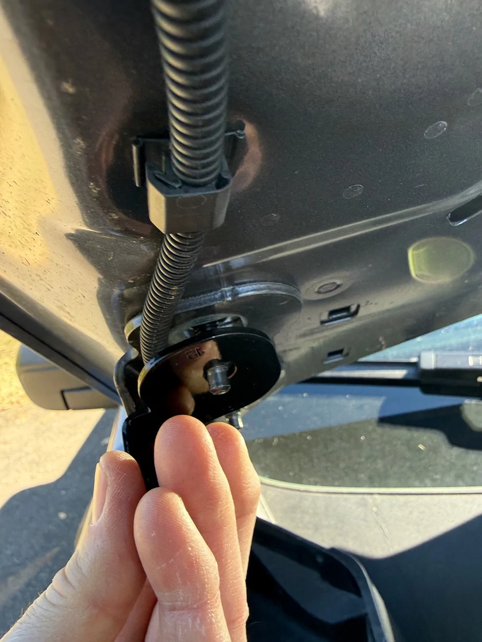 Ford Maverick Question on installing Redline hood struts IMG_7196