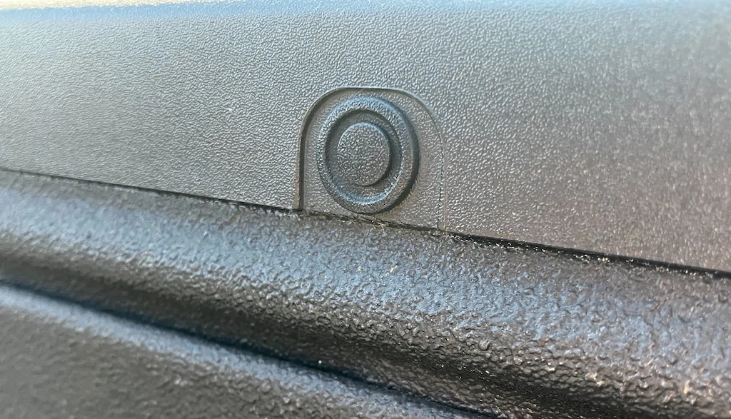 Ford Maverick Tailgate trim plastic rivets IMG_3731