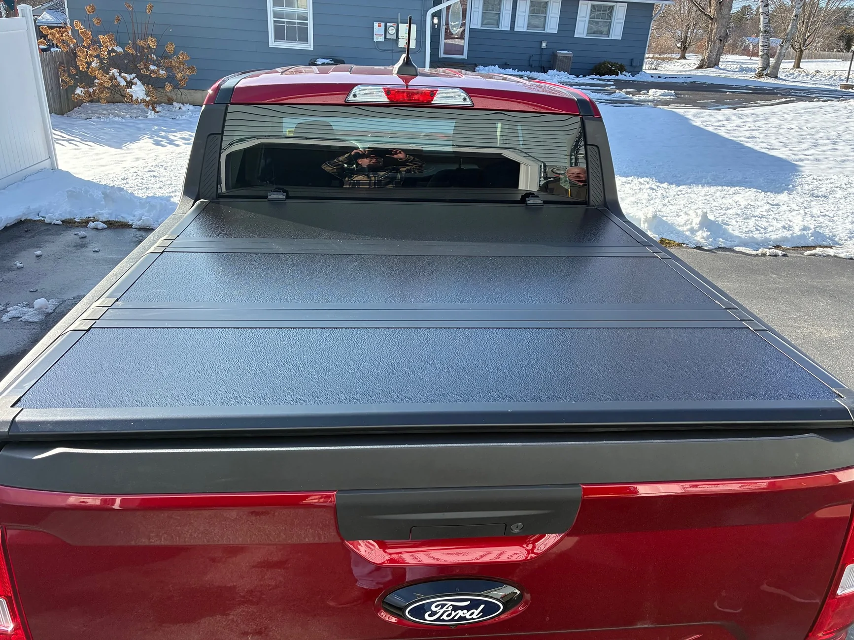 Ford Maverick Tomoka hard tri fold tonneau installed IMG_4174