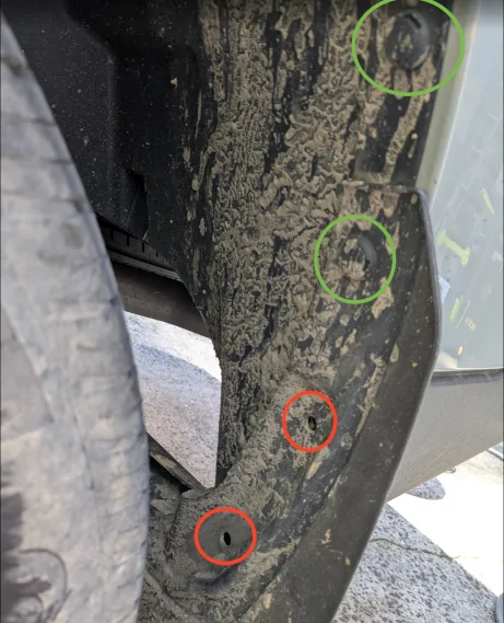 Ford Maverick Couple Screws Loose. well.... lost. lost-screws