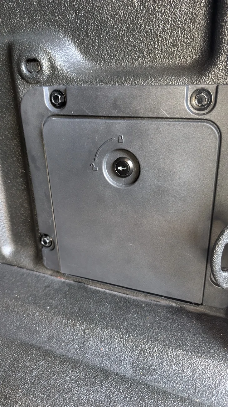 Ford Maverick Bed storage box upgrade: from combo lock to key lock PXL_20260326_214142825