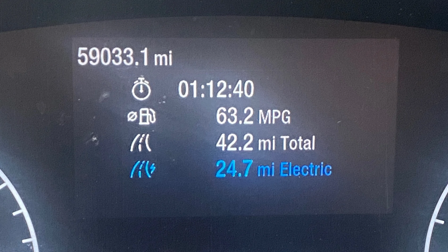 Ford Maverick Thank you, great explanations and now I understand 🙏can it really go nearly 25 miles on electric only IMG_7720