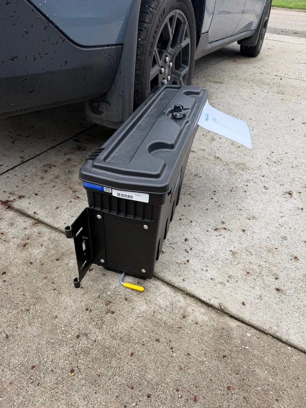 Ford Maverick Ford OEM Hard Tri-fold Tonneau Cover & OEM Driver Side Toolbox DriverSideFordToolBox