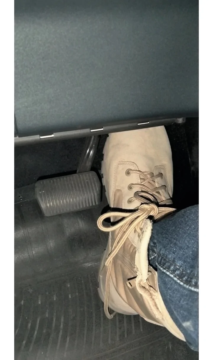 Ford Maverick Small ( foot slipping off) gas pedal 20260329_093603