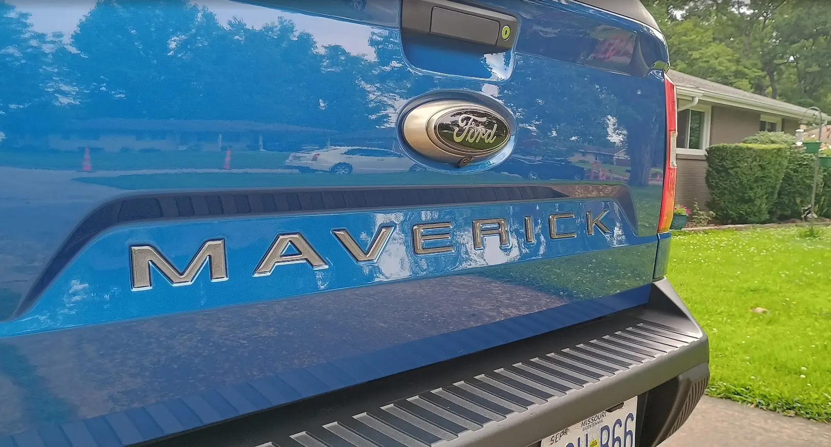 Ford Maverick Tufskinz tailgate letters and bed cover. 1774917826168-9