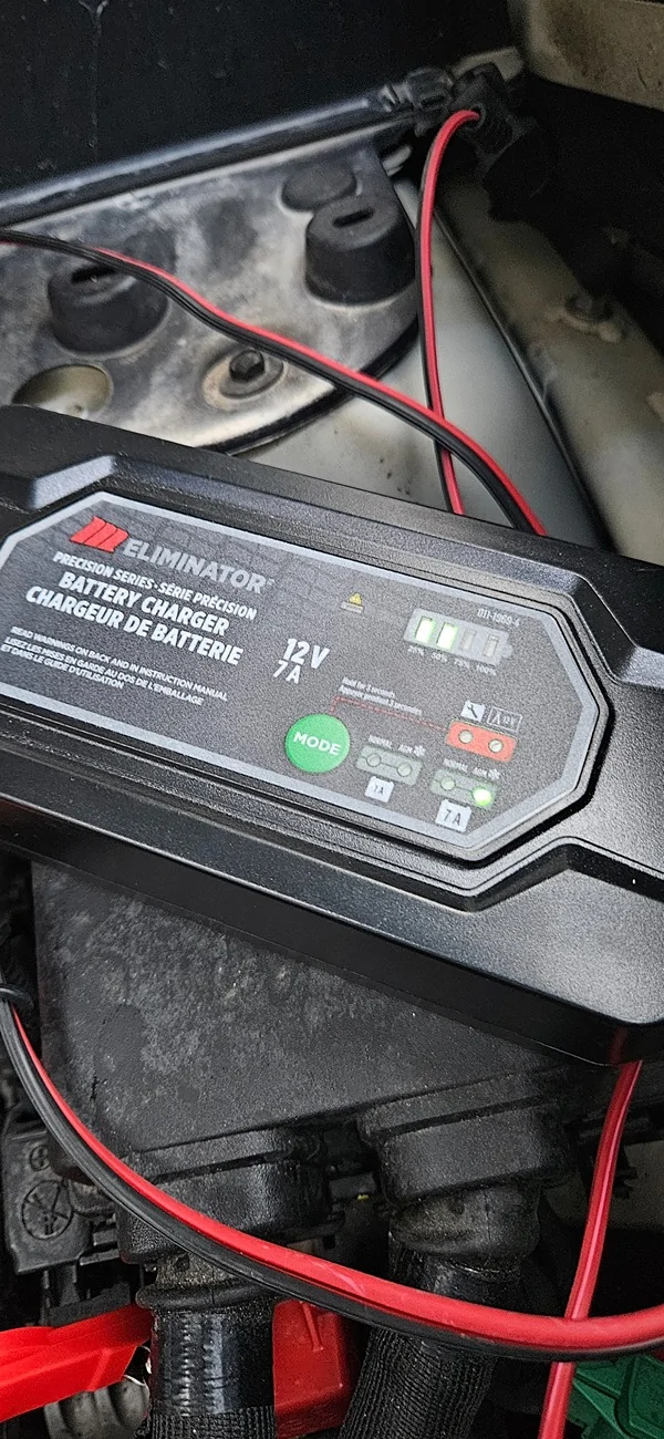 Ford Maverick Low battery warning message received in app! 20260331_112919