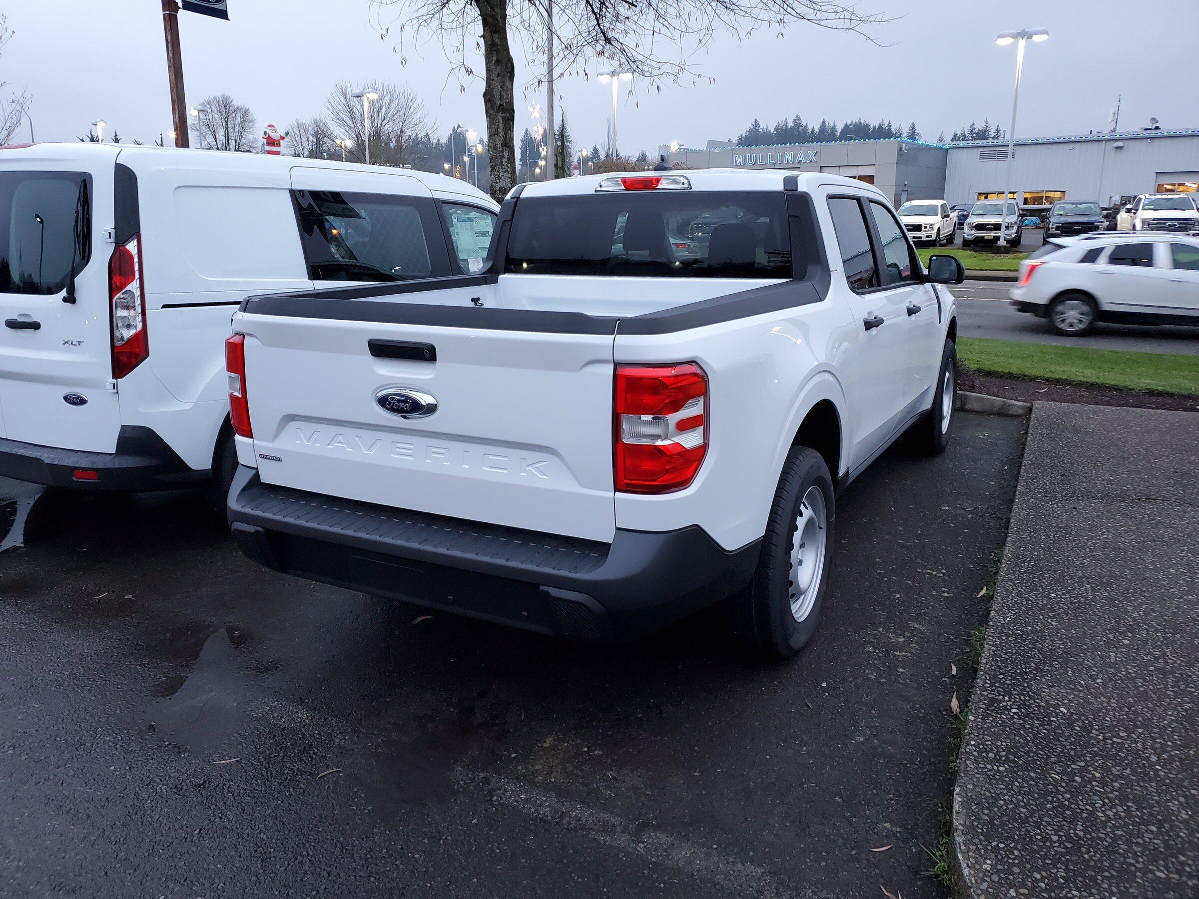 Ford Maverick First Look in Olympia, WA 20211221_160053