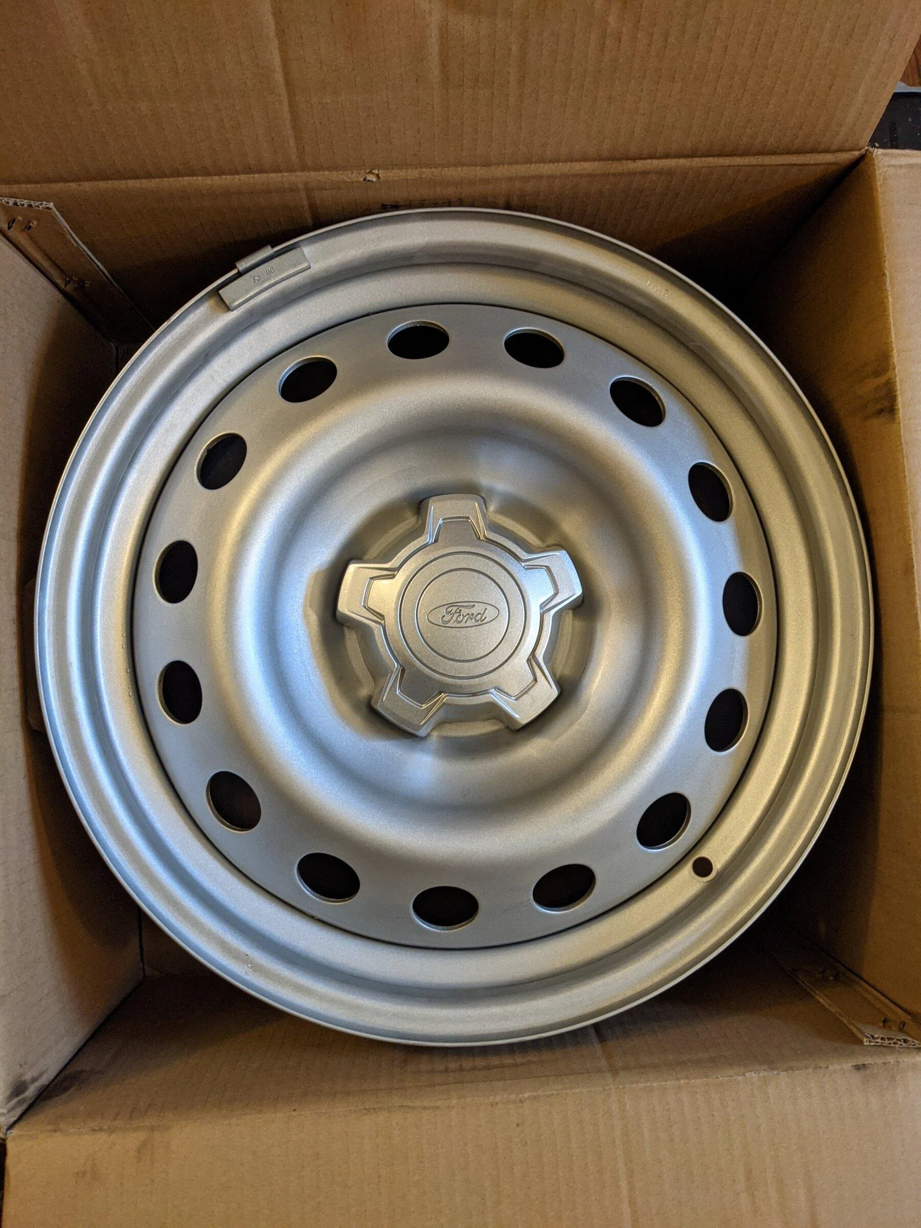 Ford Maverick WTS - 4 Like New Steelies PXL_20211221_181958572