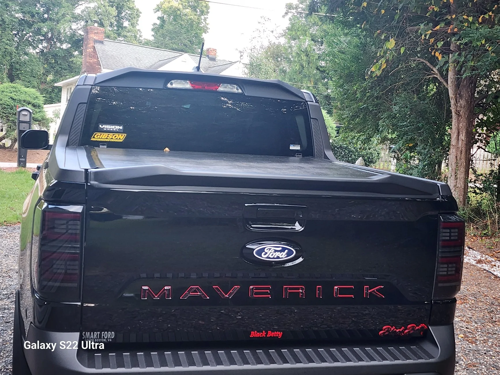 Ford Maverick Tailgate lettering -  black with red outline? 20250914_185744