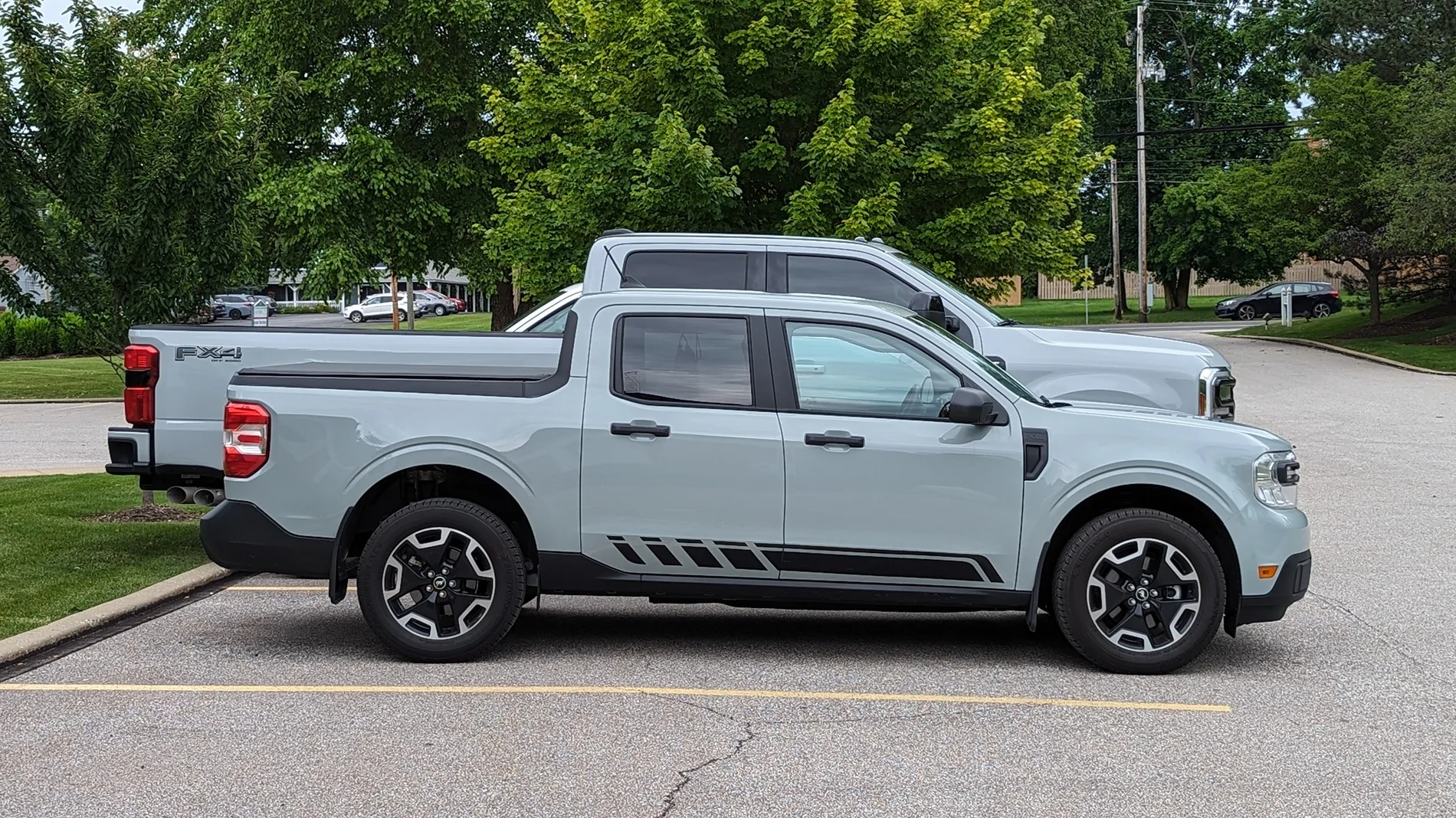 Ford Maverick Post your Maverick next to ridiculously large trucks - photos thread PXL_20250620_182450042