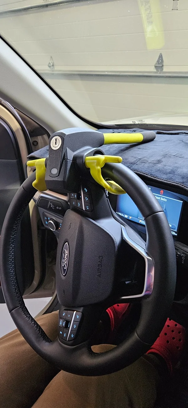 Ford Maverick Door locking incident... 20260407_122215