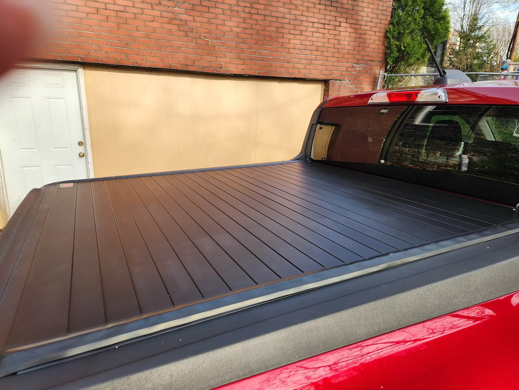 Ford Maverick Deciding between a hard roll up or a flip up tonneau 20260402_174136