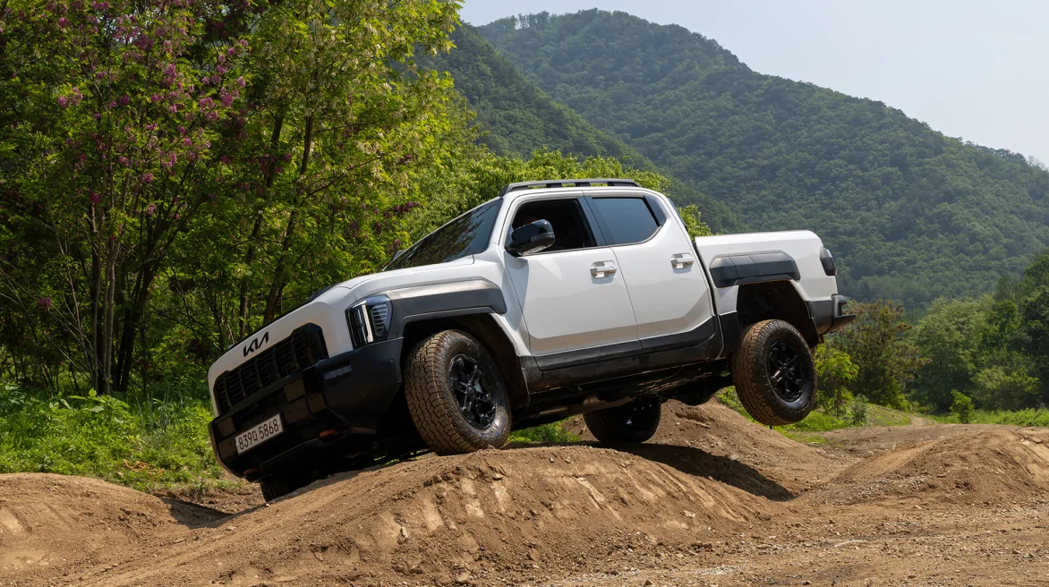 Ford Maverick Kia has new pickup coming in 2030 Image 02