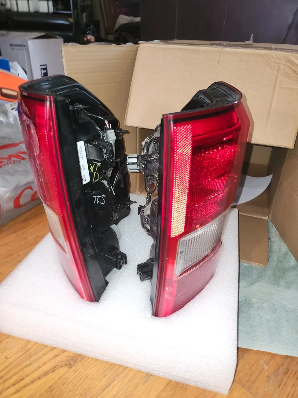 Ford Maverick 2024 Lariat Taillights 20260415_140154