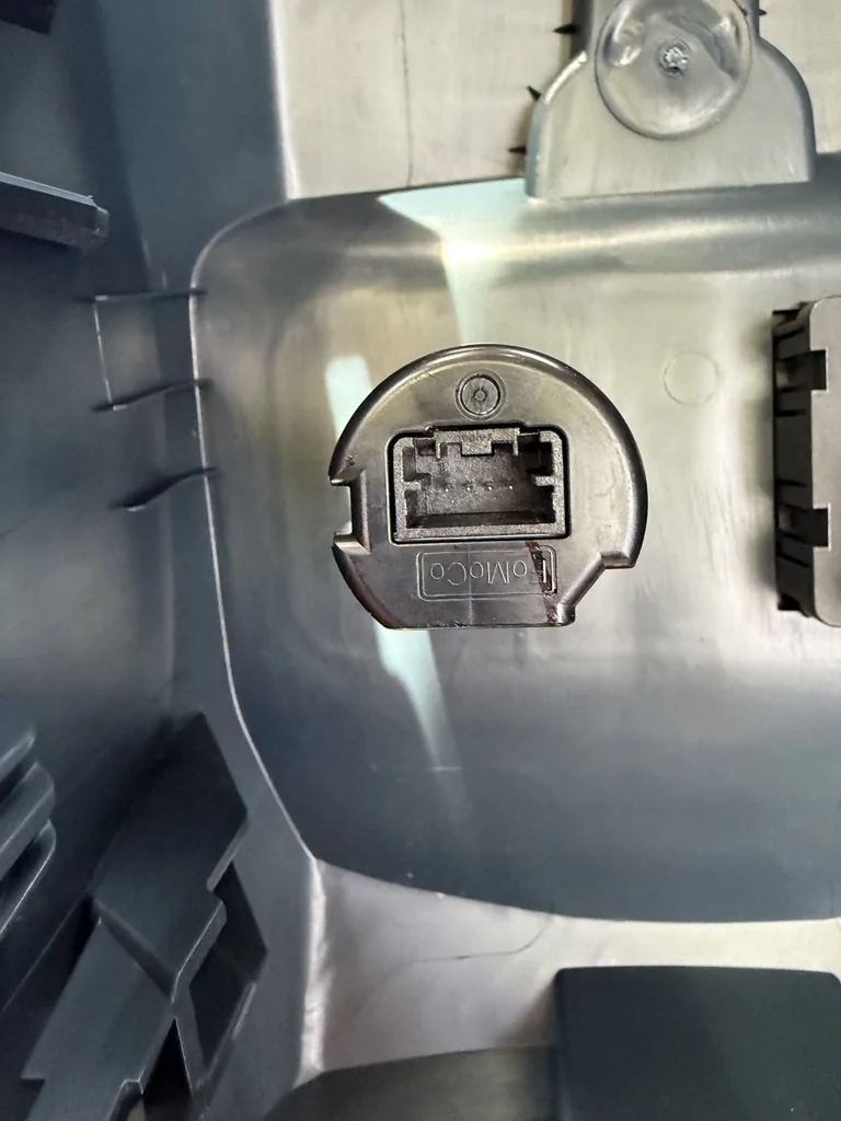 Swap rear USB charging plug for a normal 12v cigarette lighter plug? |  MaverickTruckClub