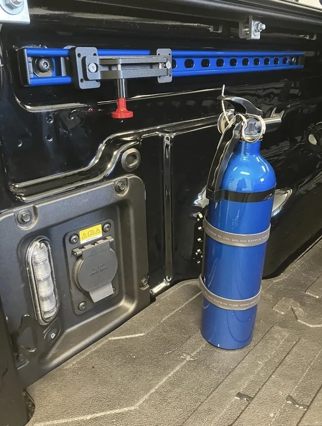 Ford Maverick Fire extinguisher IMG_7009