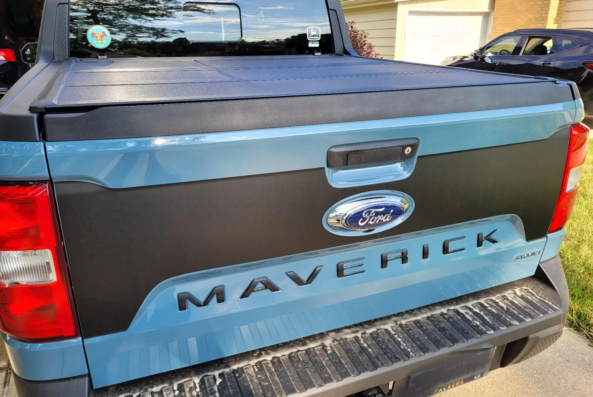 Ford Maverick Tailgate 'blackout' decal in a smoke tint? Mav back decal and lettering