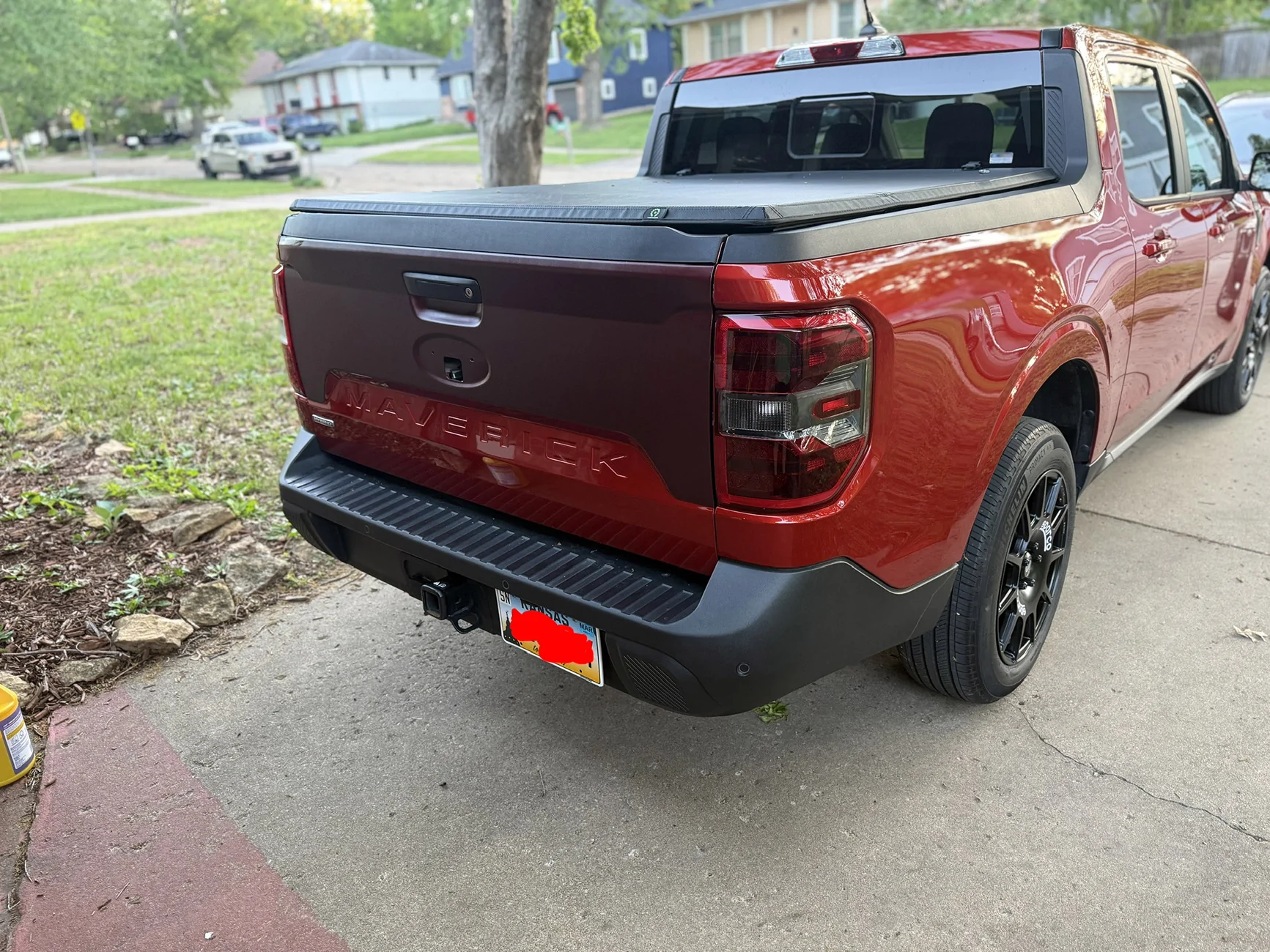 Ford Maverick Tailgate 'blackout' decal in a smoke tint? M2f42MG