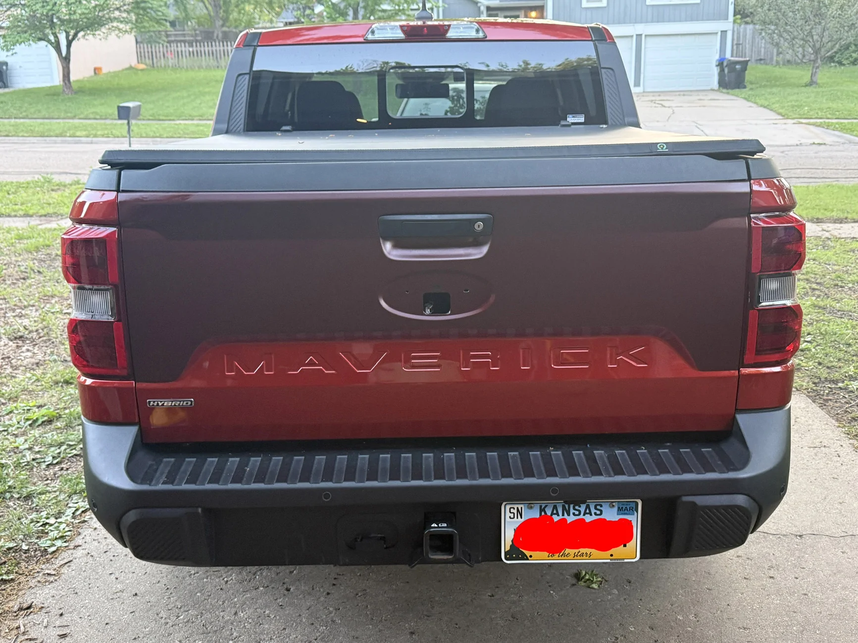 Ford Maverick Tailgate 'blackout' decal in a smoke tint? BgFgWdU