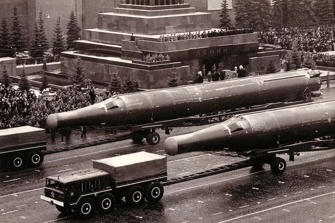 Ford Maverick LOBO with White Wall Stripe USSR-Whitewalls