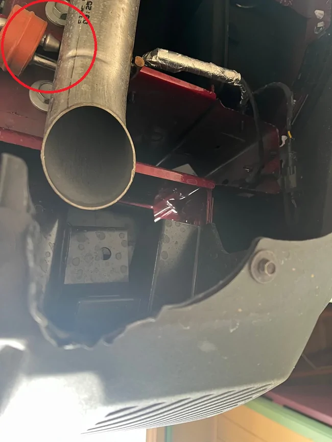 Ford Maverick What is going on with my exhaust? pinchy