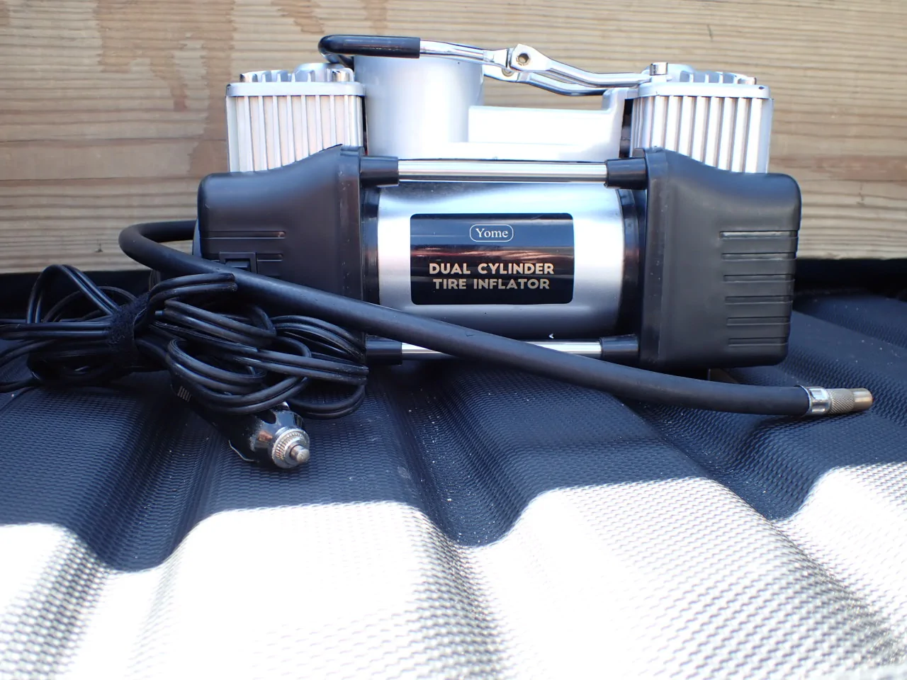 Ford Maverick [Quick Survey] Got a tire inflator? Tell us what's missing P4260008