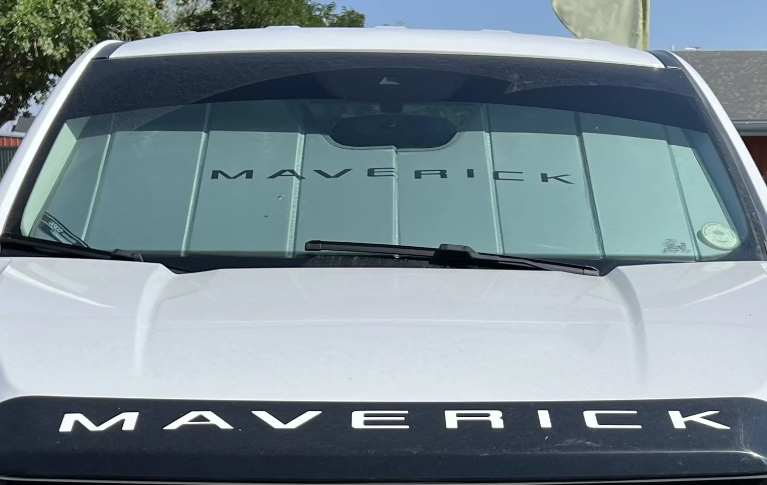 Ford Maverick Windshield sun shade - is the Ford one worth the $$? IMG_1016