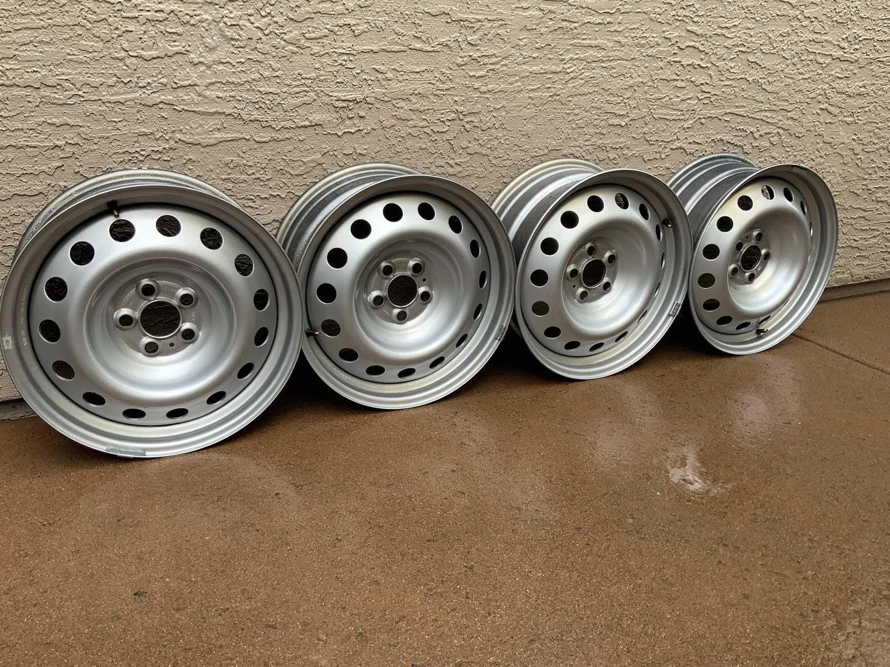 Ford Maverick FS-$80 OBO Steel wheels & caps removed from 25 XL IMG_0056