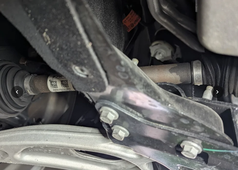 Ford Maverick CV axle - Sign of leak and likely eventual failure 1777701425967-y3