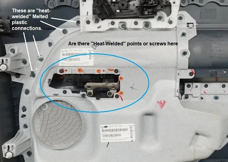 Ford Maverick How to remove blue piece / part on door handle?? Maverick Inner Door panel