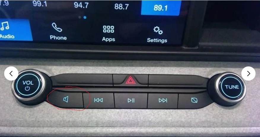 Ford Maverick Unable to access AM or FM radio after playing music in Android Auto Radio
