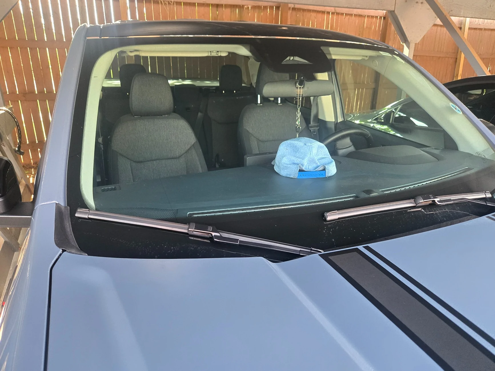 Ford Maverick Is this how everybody's passenger wiper rests. 20260524_165028
