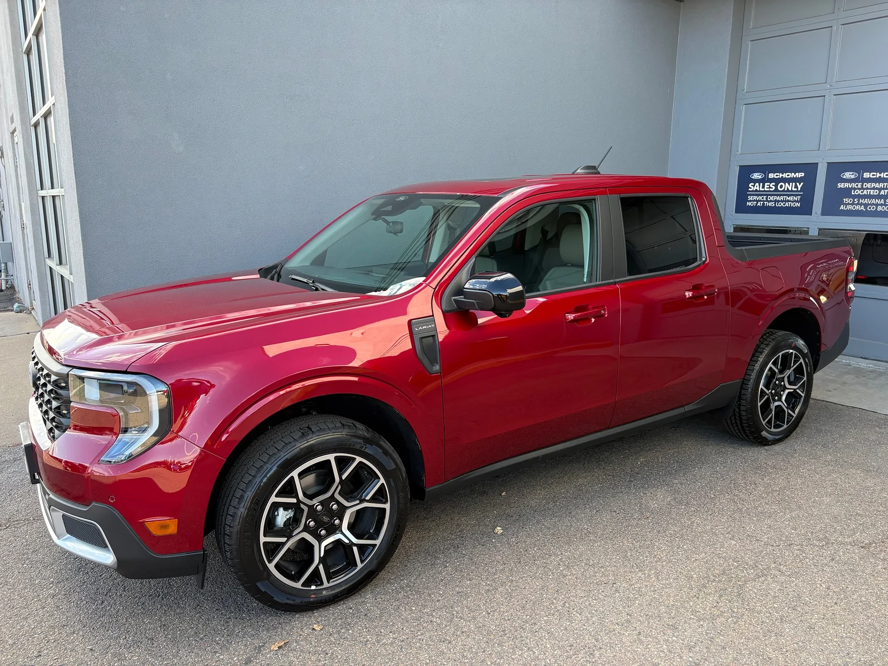 Ford Maverick Just got mine. 2026 maverick hybrid RUBY RED  first thing was to add Genius 5 charger IMG_3746