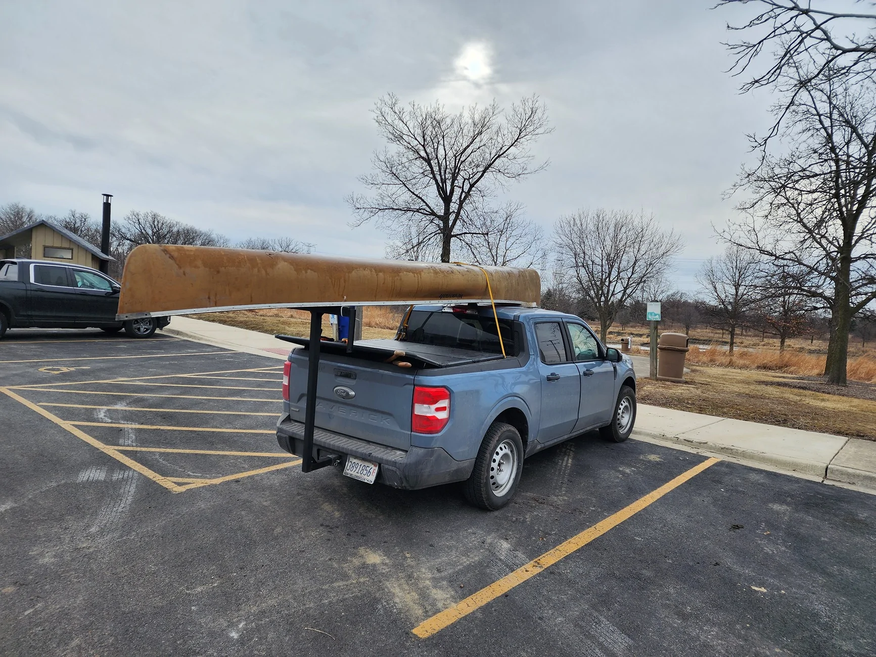 Ford Maverick Tonneau + Ladder Rack vs. Truck Cap 20260217_151055