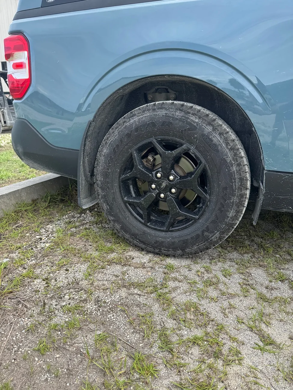 Ford Maverick Odd tire wear, possible alignment issue(s)? IMG_5794