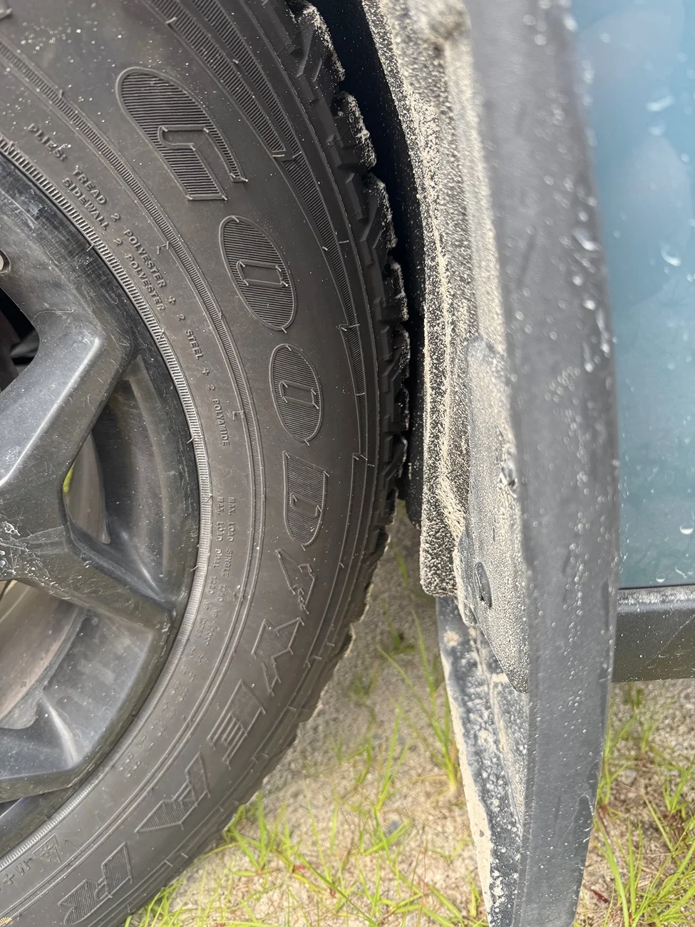 Ford Maverick Odd tire wear, possible alignment issue(s)? IMG_5795