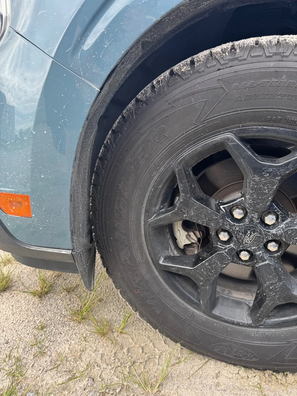Ford Maverick Odd tire wear, possible alignment issue(s)? IMG_5796