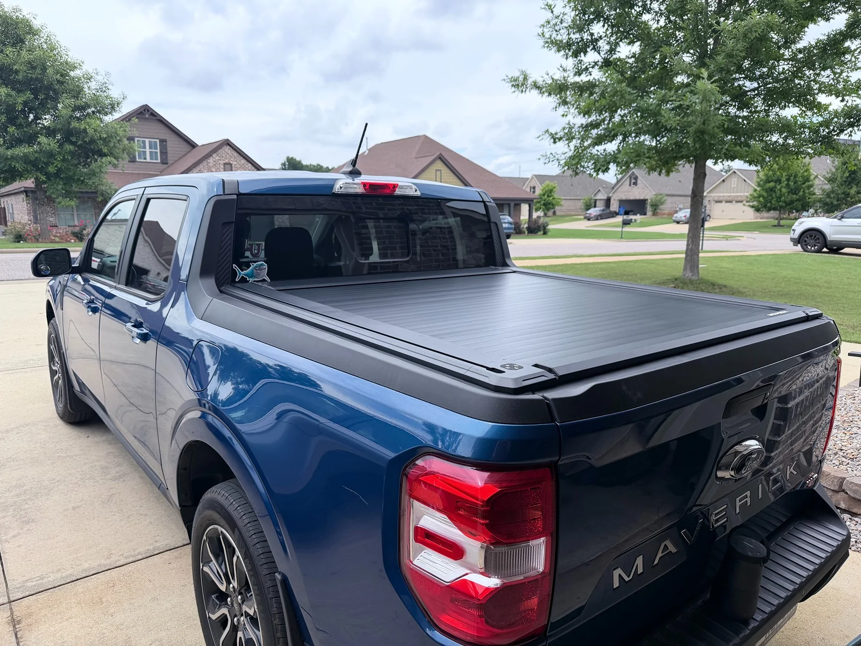 Ford Maverick Review - Wolfbox SmartSlide Electric Retractable Bed Cover IMG_2123