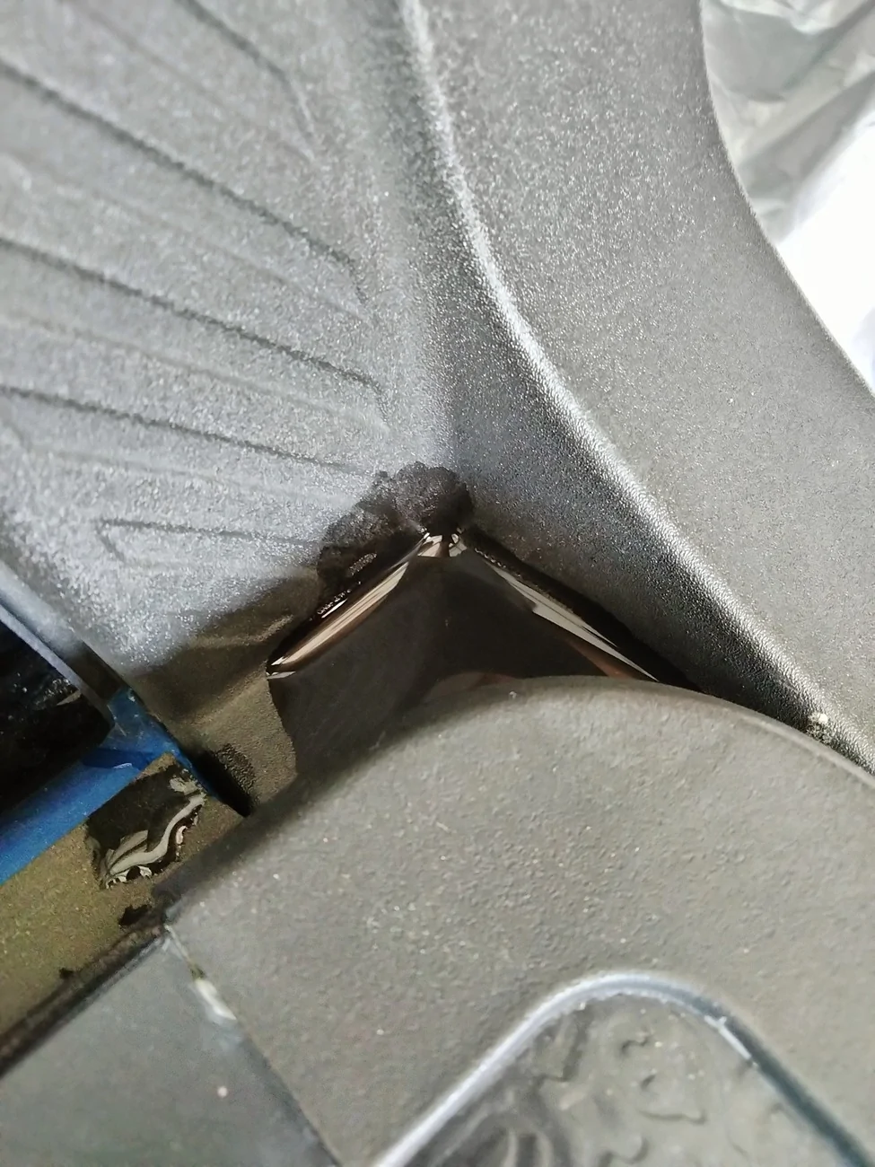 Ford Maverick Rain Water in Driver's Side Floorboard IMG20260608102552