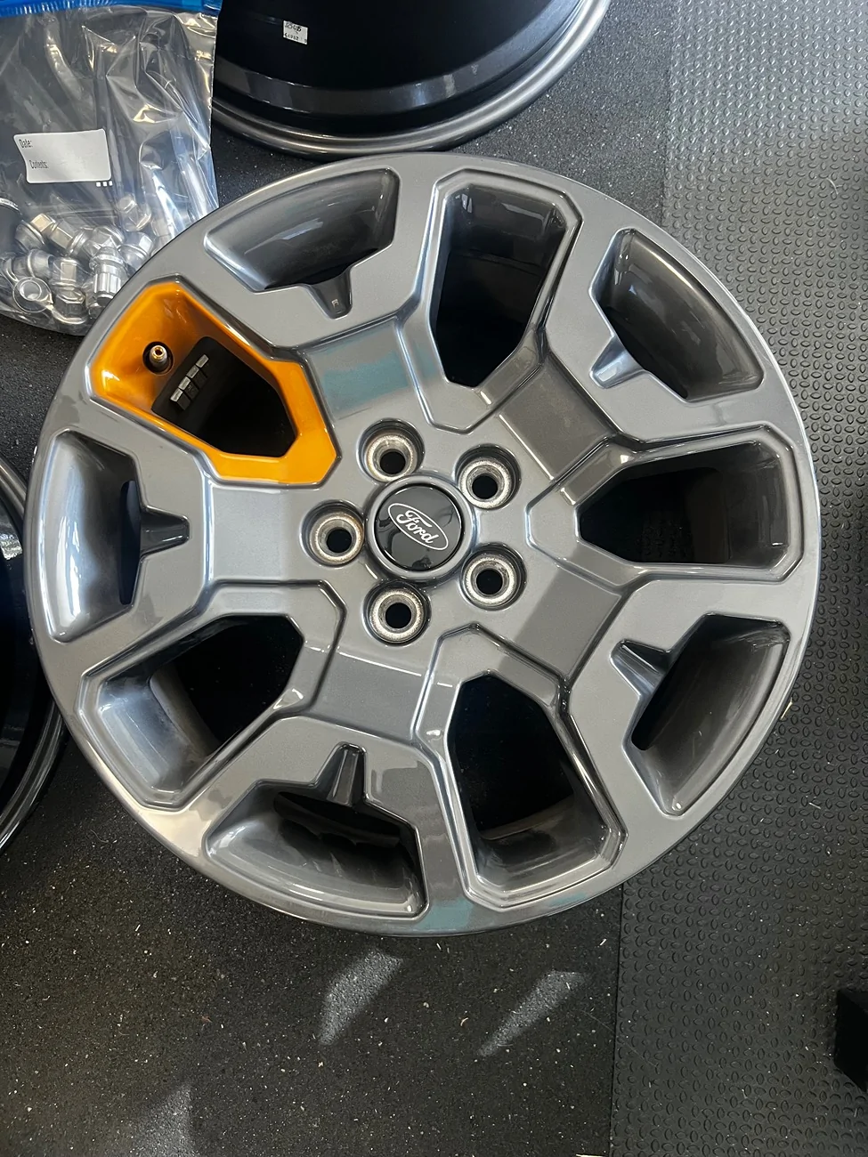 Ford Maverick Tremor wheels IMG_7345