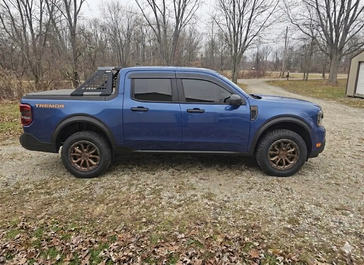 Ford Maverick Curious to see what the herd thinks of this roll bar 1781701464383