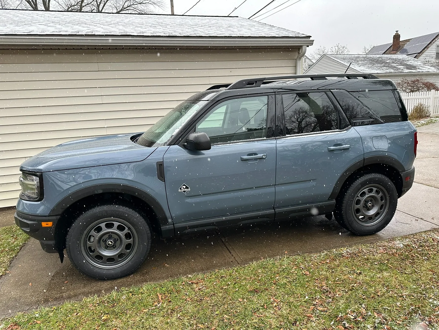 Ford Maverick Factory Tires Sizes & Wheels Specs For 2022 Maverick: Width, Offset, Bolt Pattern, Center Bore, Thread Size, Weight IMG_0500