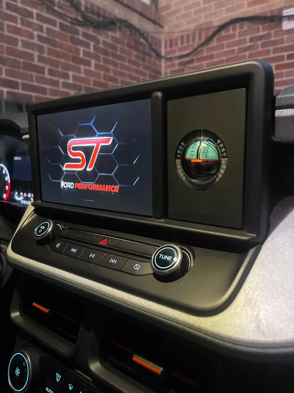 Ford Maverick Custom Inclinometer Cubby Mount IMG_8277
