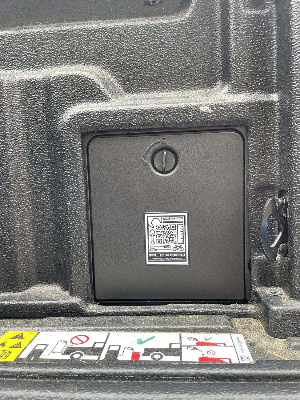 Ford Maverick Has anybody ever had issues with the bed storage cubby geting stolen? 96696-53399e7a9d32e8af92d57d901ab298f4