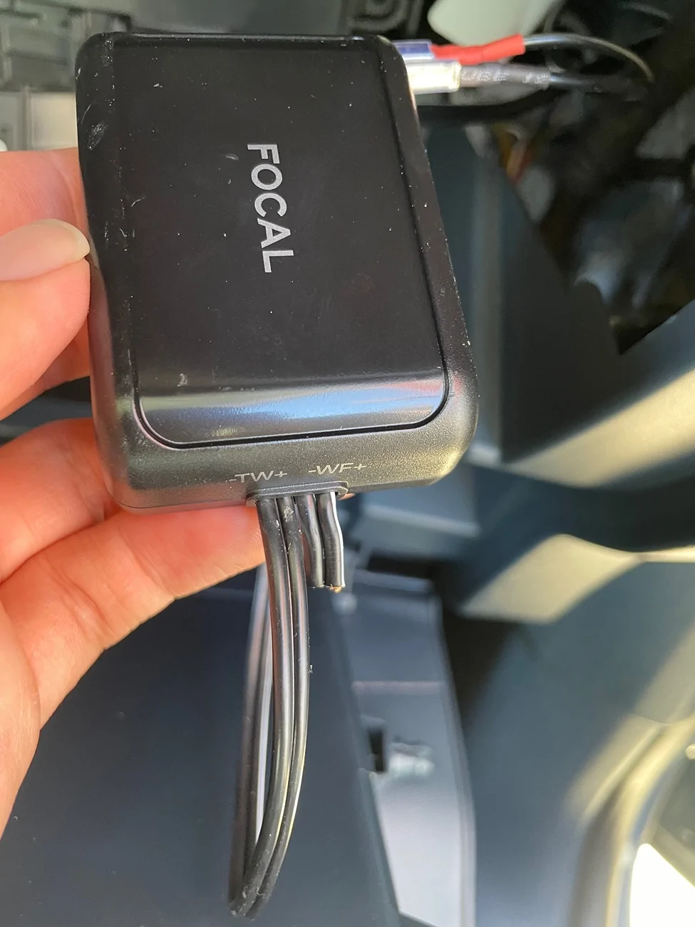 Ford Maverick Kicker Key 200.4 tuning for Hybrid XLT non B&O system IMG_1458