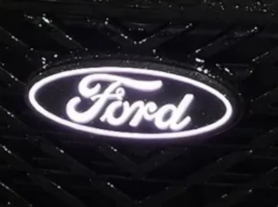 Ford Maverick Illuminated Ford Front Grille Emblem on my '25 XLT IMG_0177