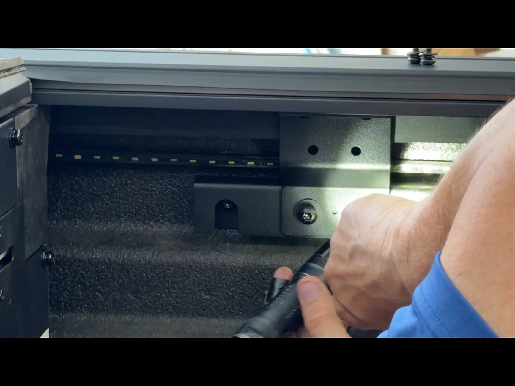 Ford Maverick Wolfbox's Powered Retractable Tonneau Cover Installation IMG_2952