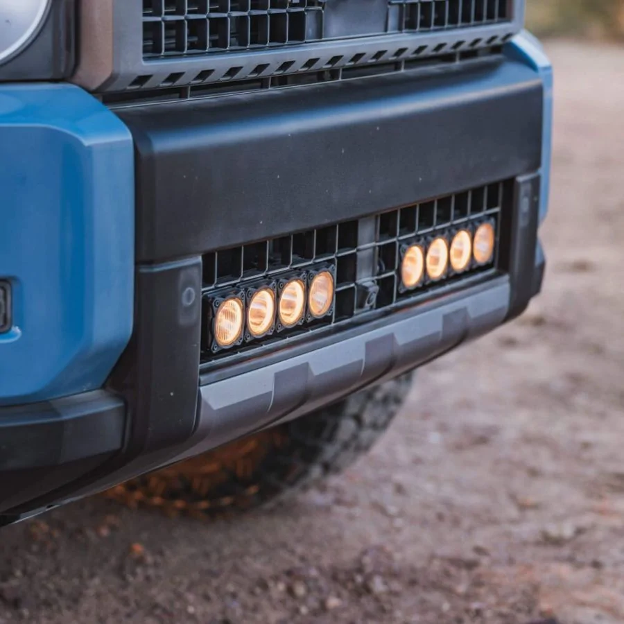 Ford Maverick Grille mounted KC flex era light bar IMG_1229